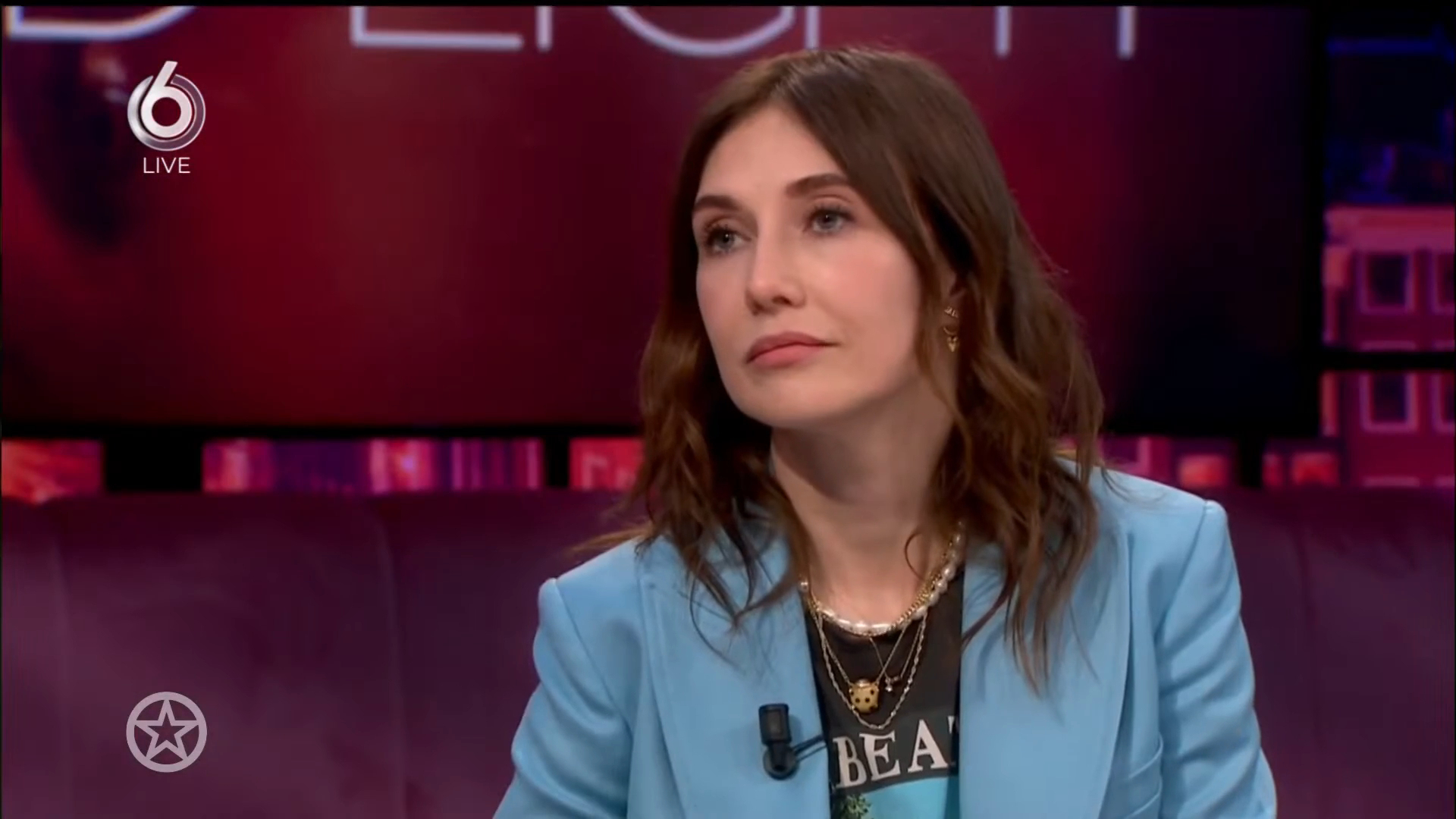 Carice van Houten bij Jinek