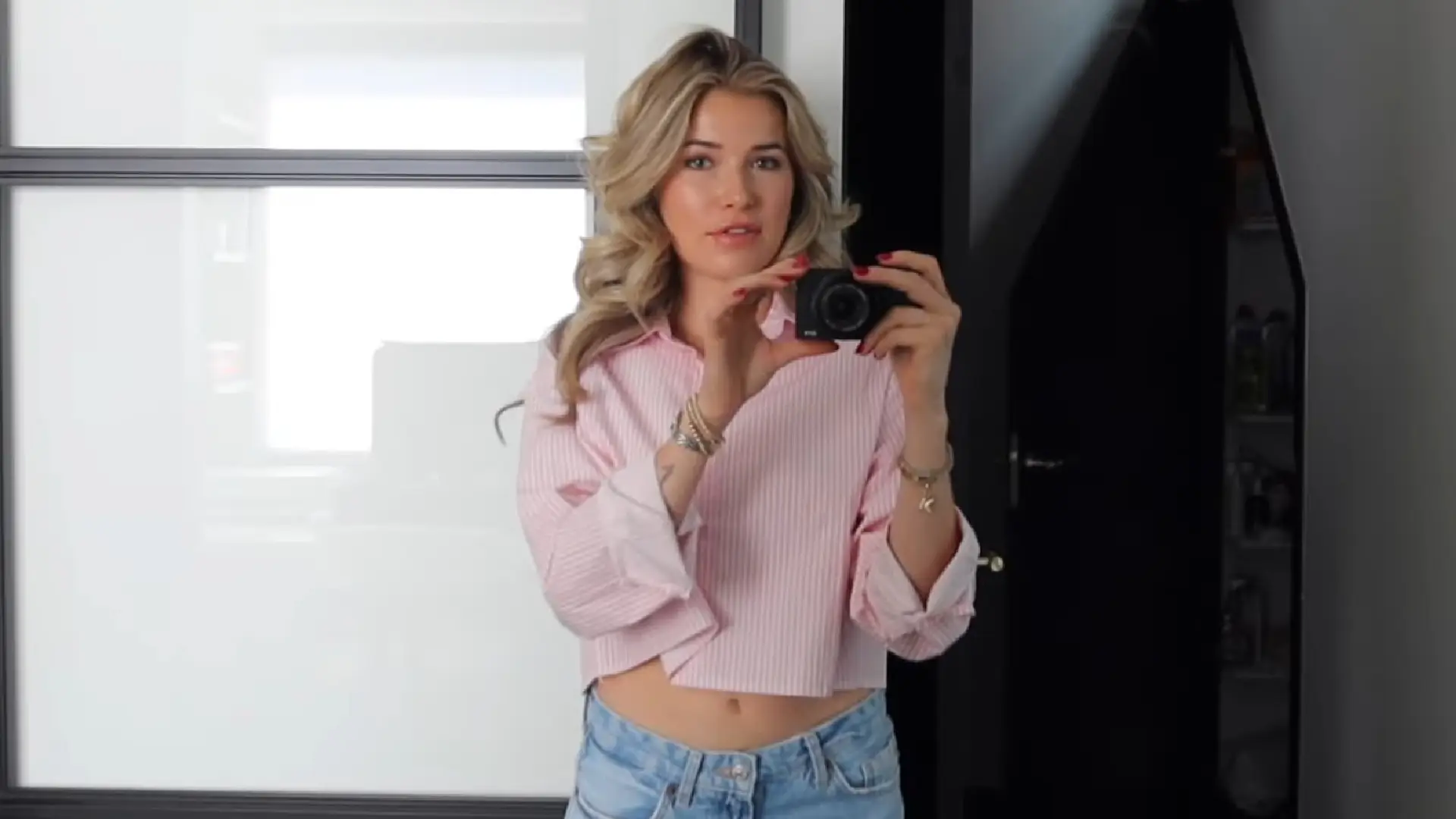 Jade Anna van Vliet (YouTube)