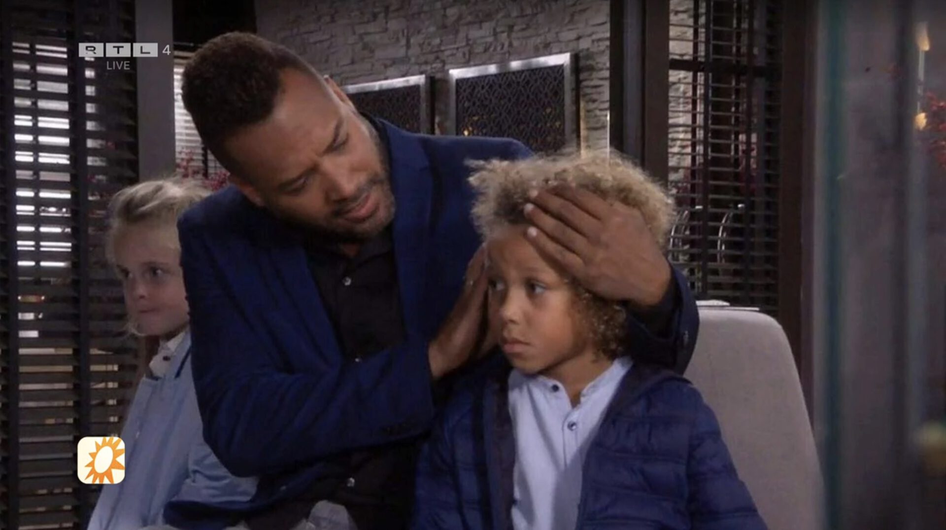 Everon Jackson Hooi met Delivio Misiedjan