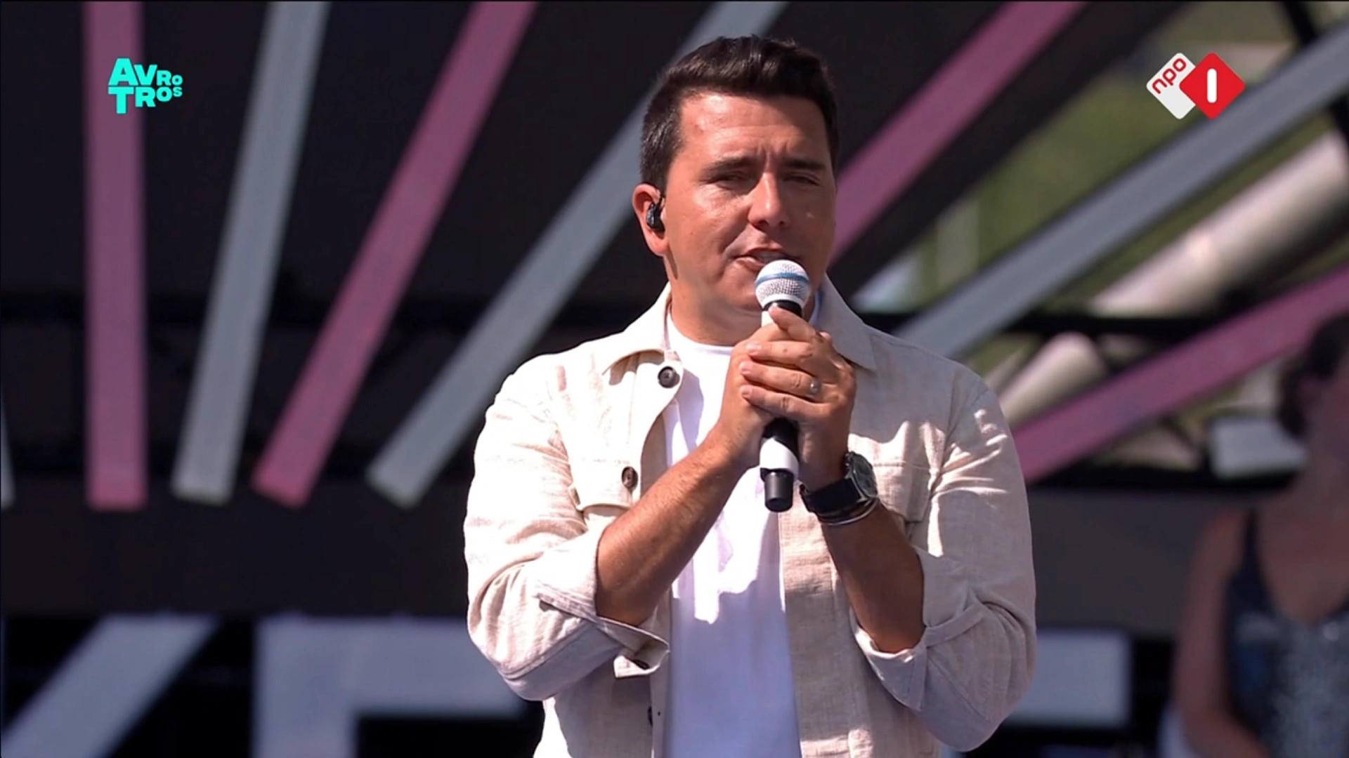 Jan Smit in Muziekfeest op het Plein (AVROTROS) Jan Smit in