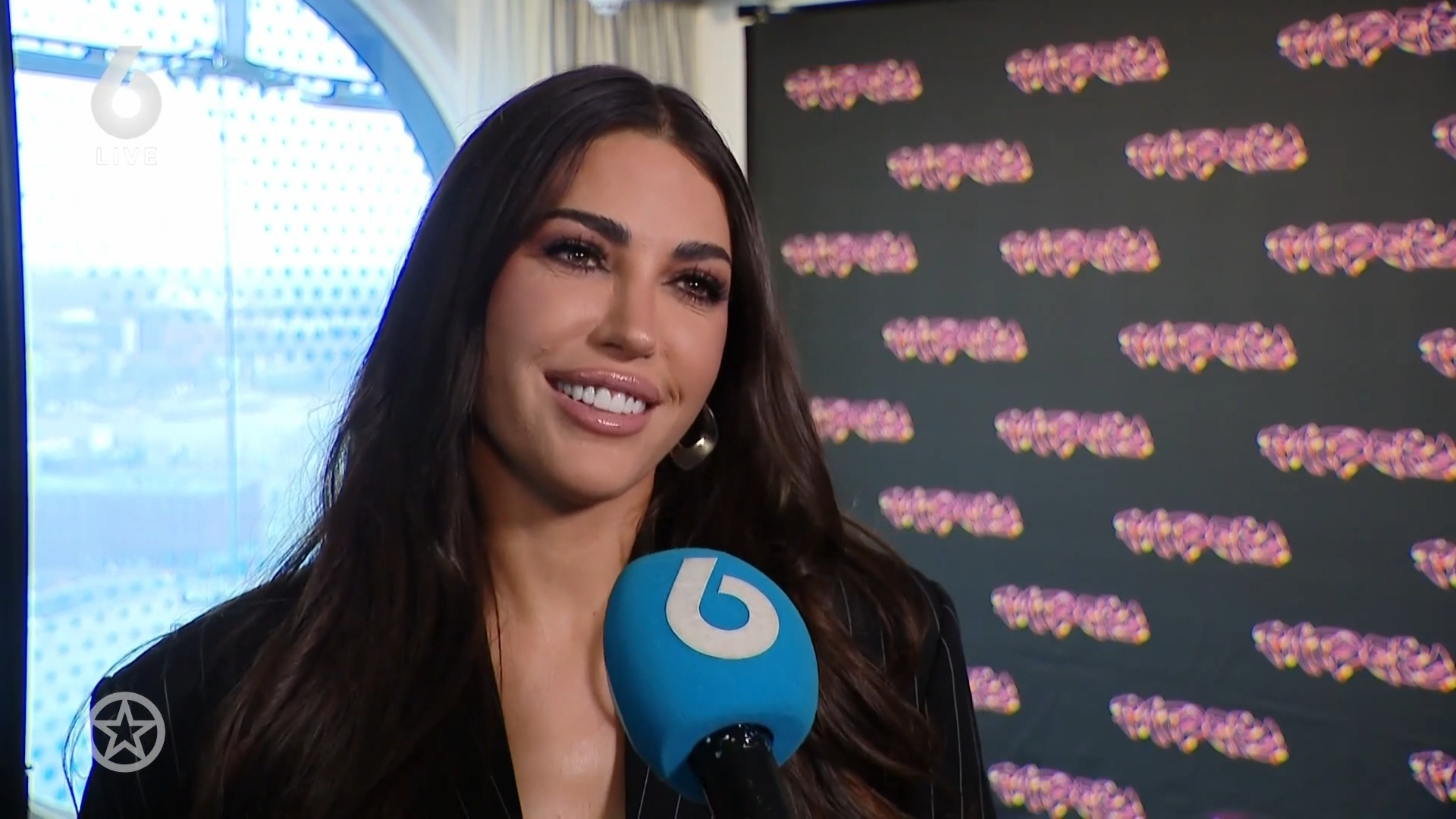 Yolanthe Cabau (beeld: SBS 6) Yolanthe Cabau (beeld: SBS 6)