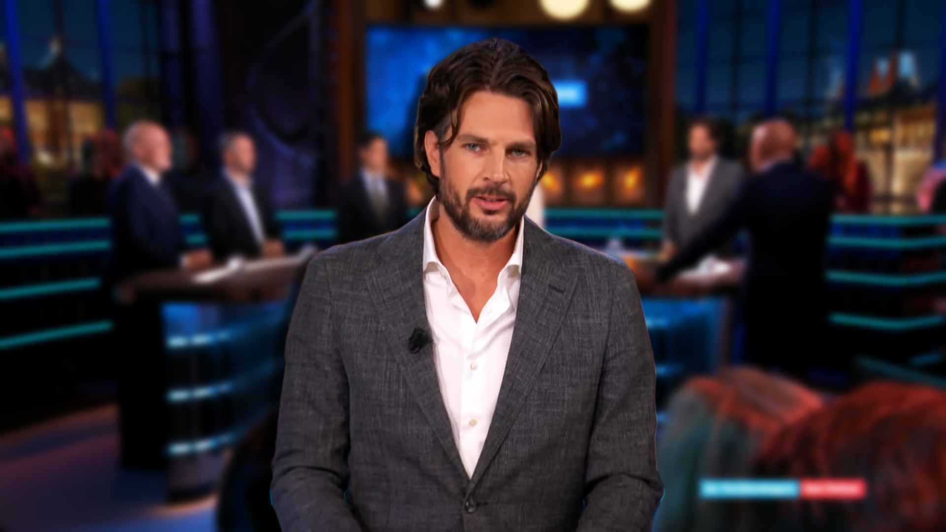 Renze Klamer presenteert het RTL4-verkiezingsdebat