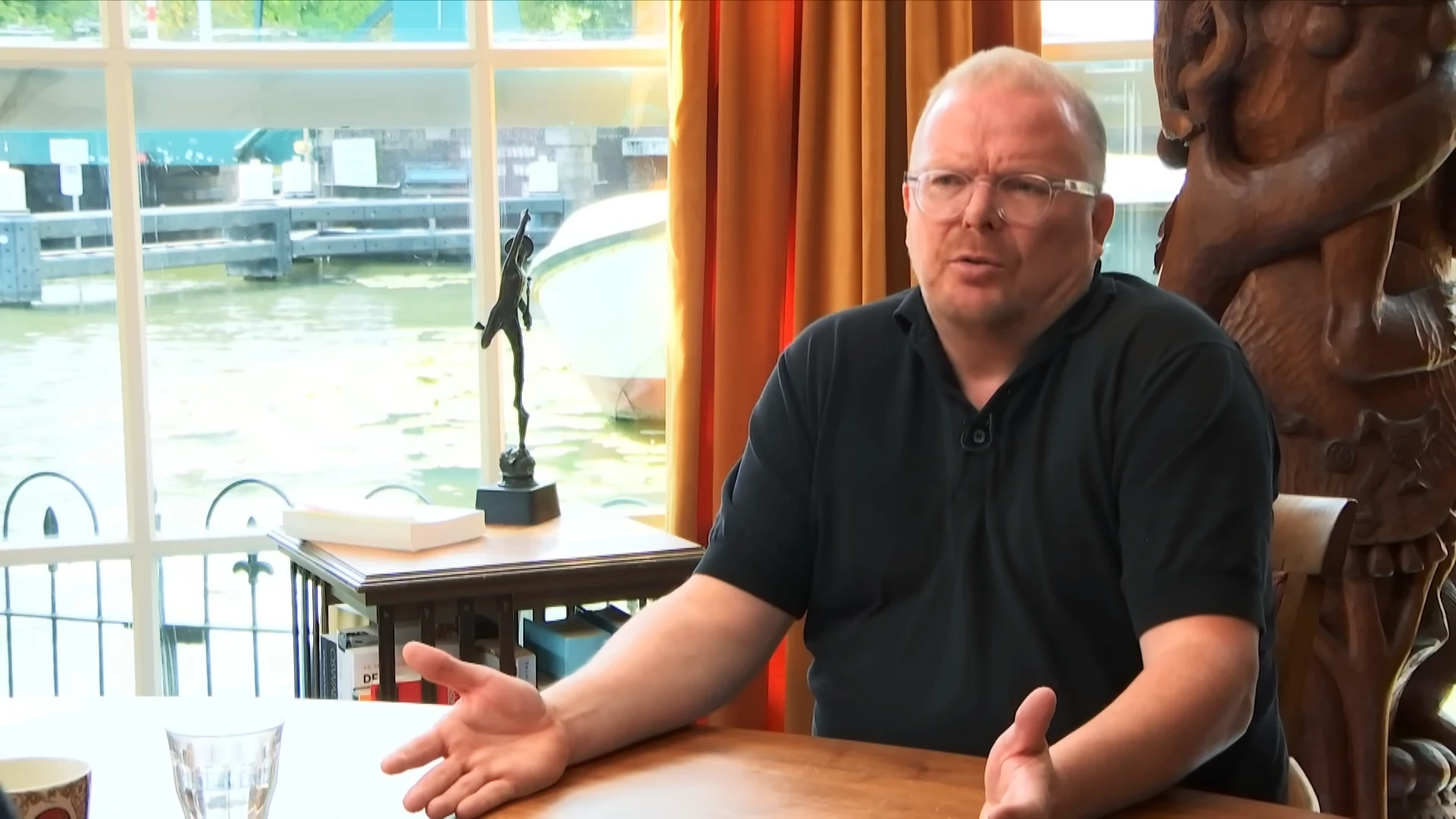 Jan Roos (© YouTube: De Nieuwe Wereld) Jan Roos (© YouTube: De Nieuwe Wereld)