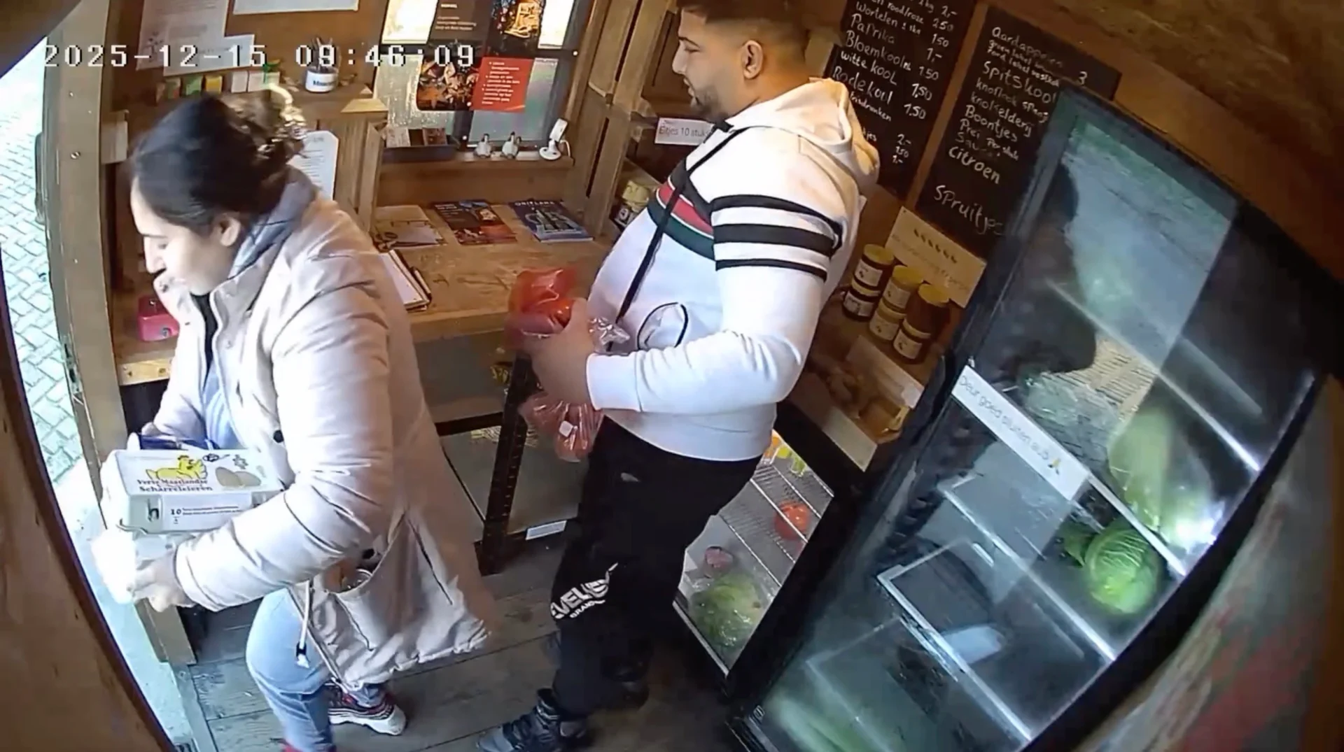 De winkeldiefstal De winkeldiefstal bij Oma's Boerderijwinkeltje in Limburg
