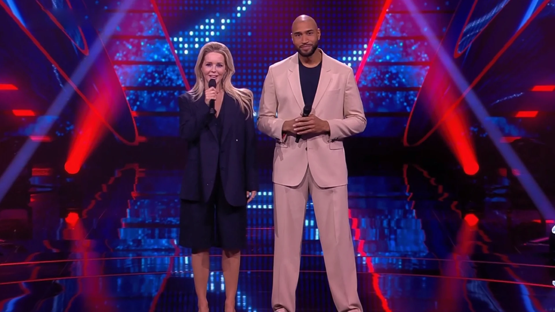 Chantal Janzen en Edson da Graça in The Voice of Holland (© RTL) Chantal Janzen en Edson da Graça in The Voice of Holland (© RTL)