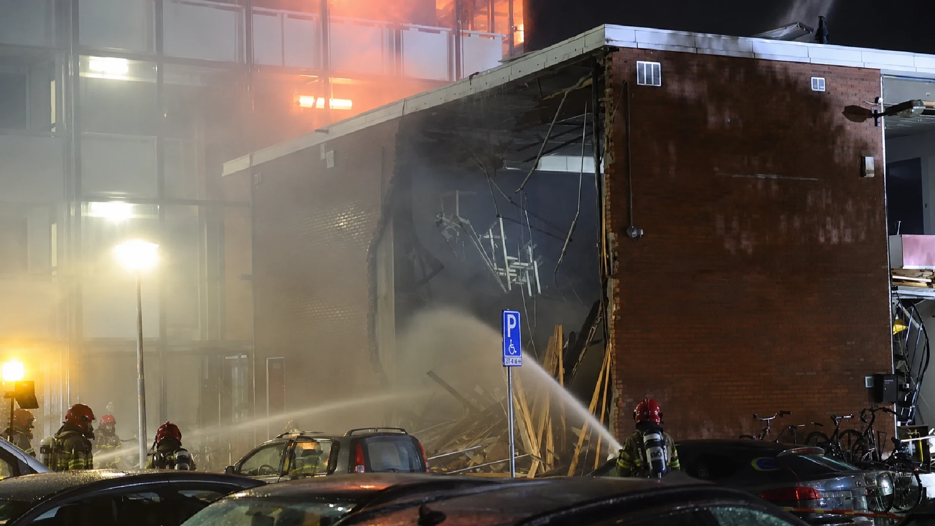 Enorme explosie in Amsterdam Enorme explosie in Amsterdam