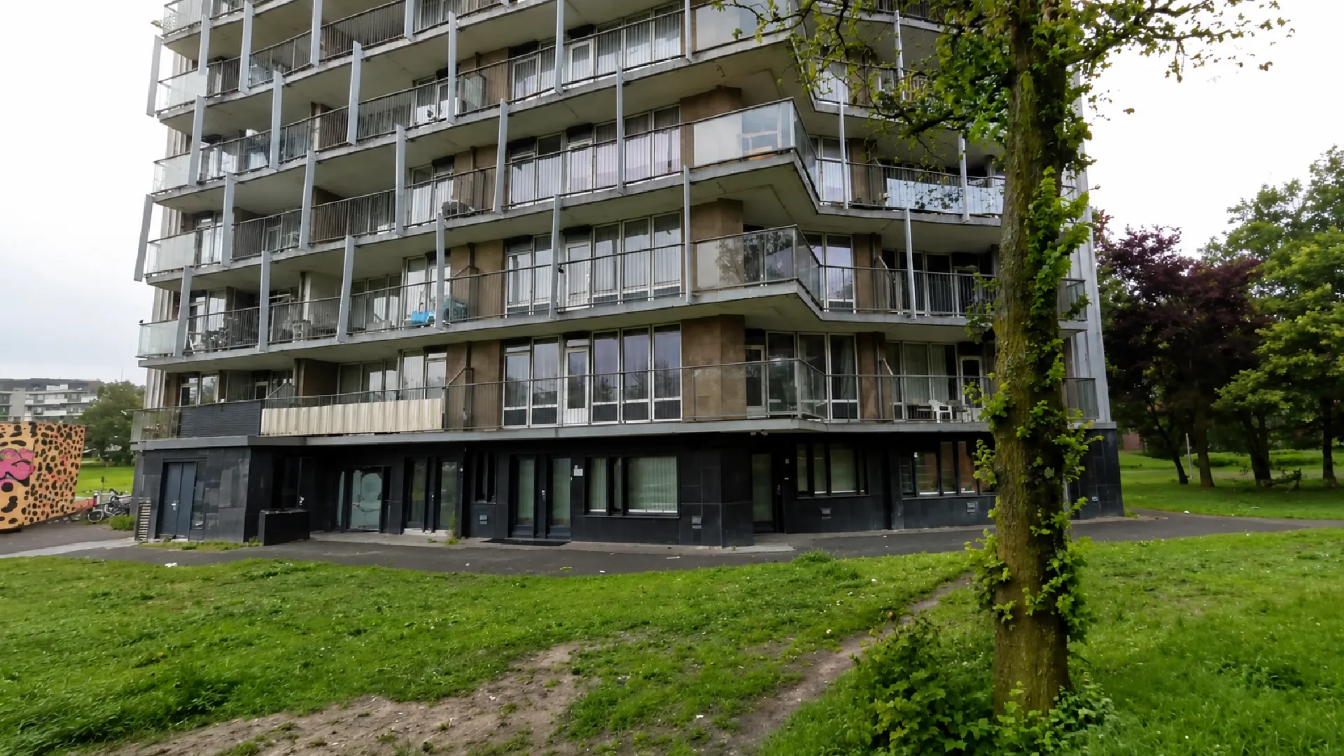 De flat aan de Kouwenoordweg Flat aan de Kouwenoordweg