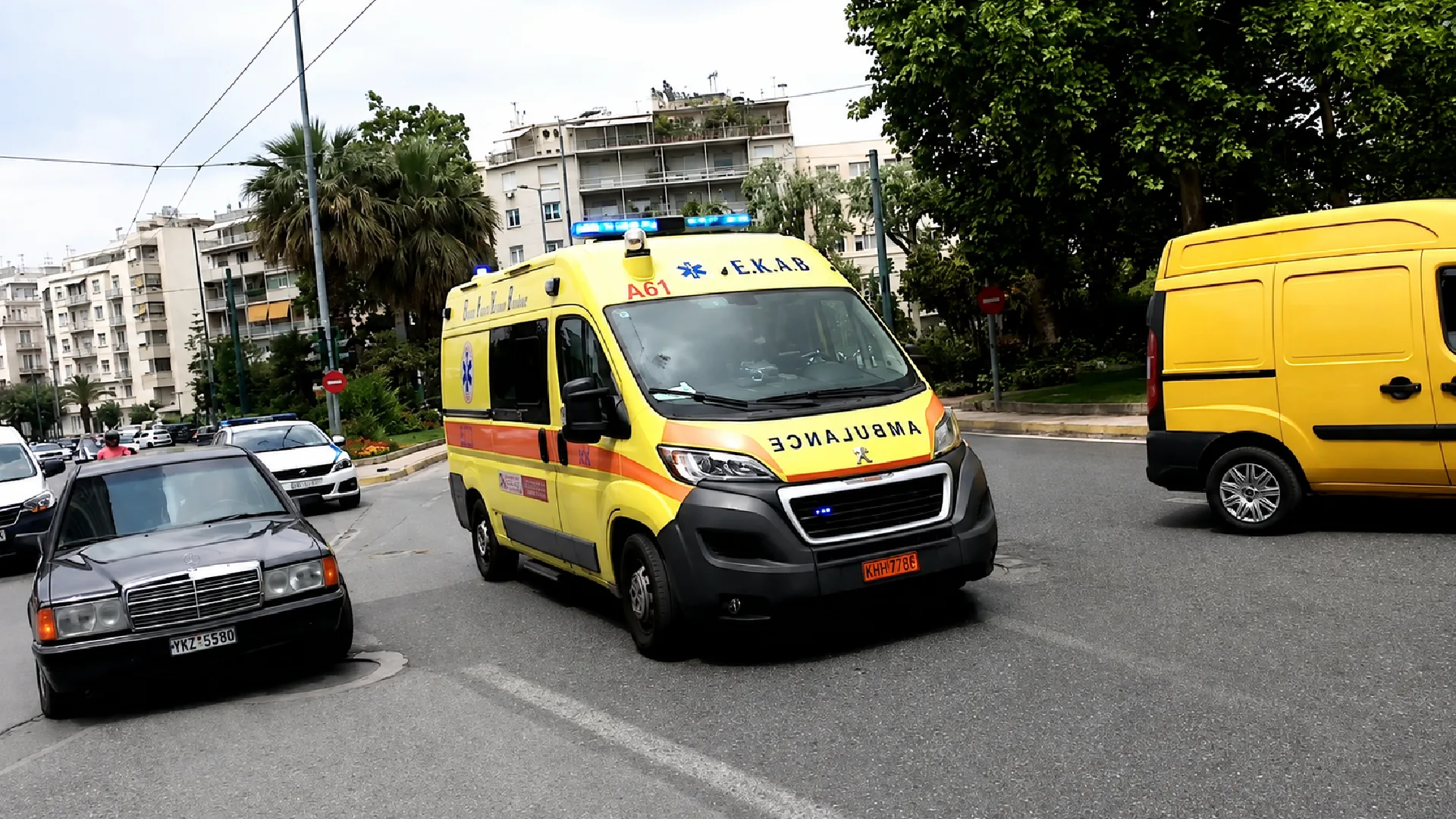 Ambulance in Griekenland (afbeelding ter illustratie) Ambulance in Griekenland (afbeelding ter illustratie)