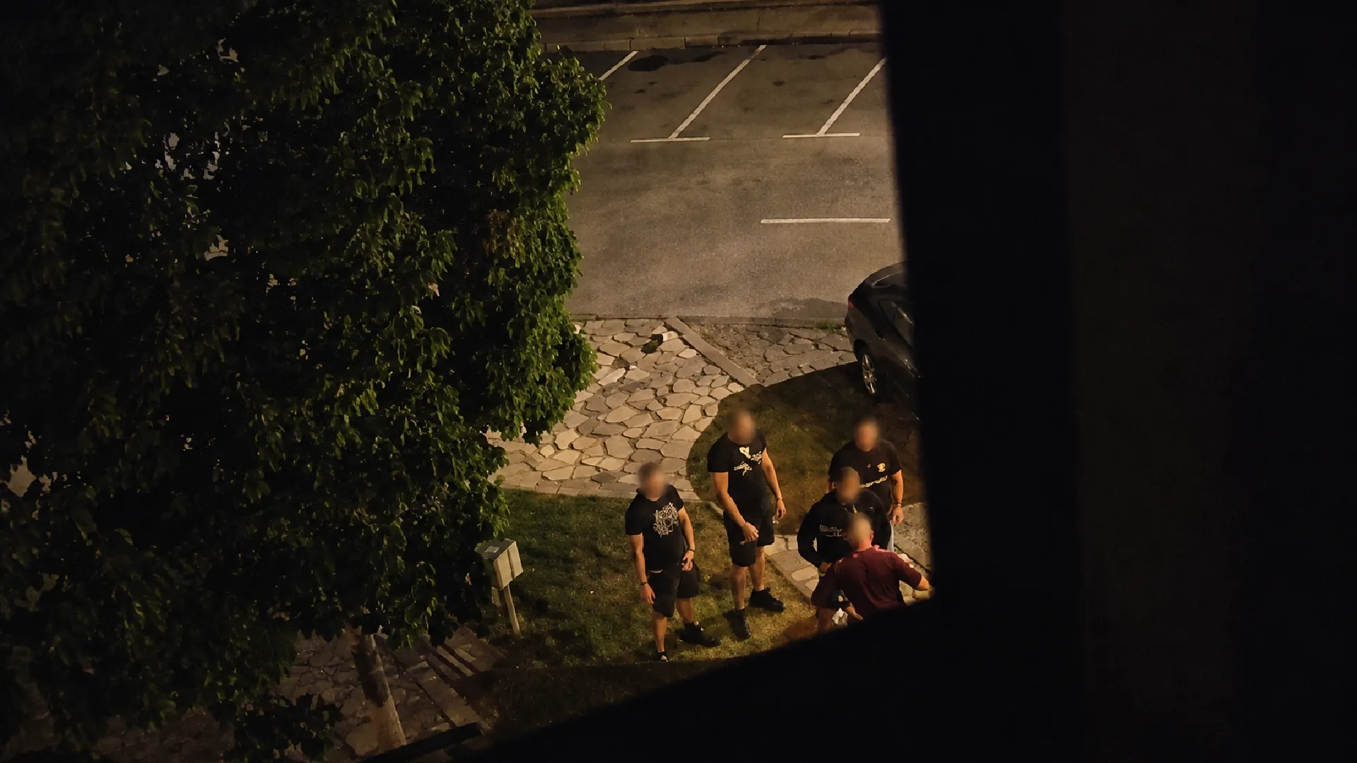 Bulgaren omsingelen een hotel