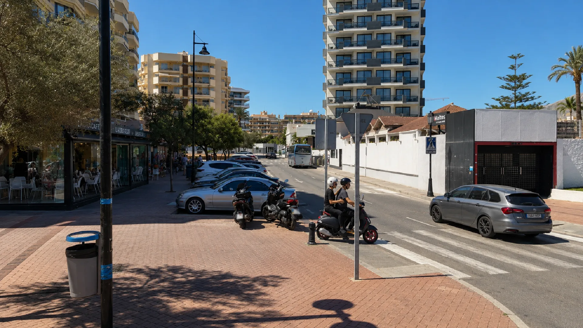 De locatie in Fuengirola waar Jasin Ajar werd gedood