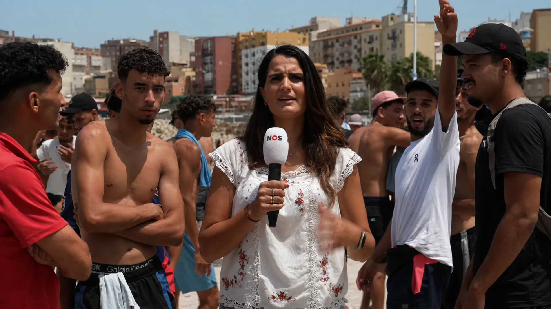 Een verslaggever van de NOS in Ceuta