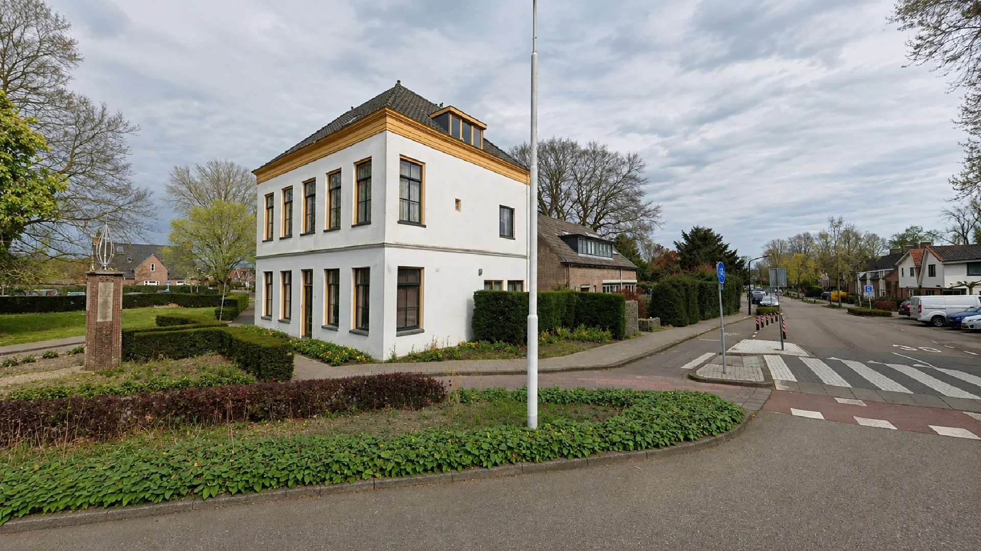 Het gebouw aan de Nicolaas Beetsweg in Heiloo